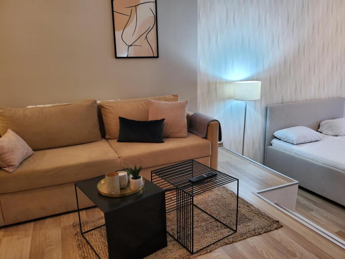 Sleep And Drive Premium Apartment Sarajevo Ngoại thất bức ảnh