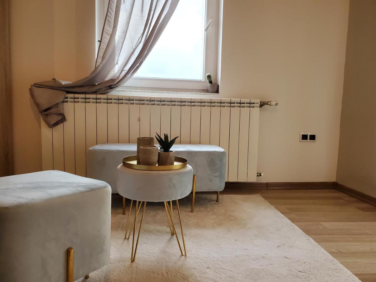 Sleep And Drive Premium Apartment Sarajevo Ngoại thất bức ảnh